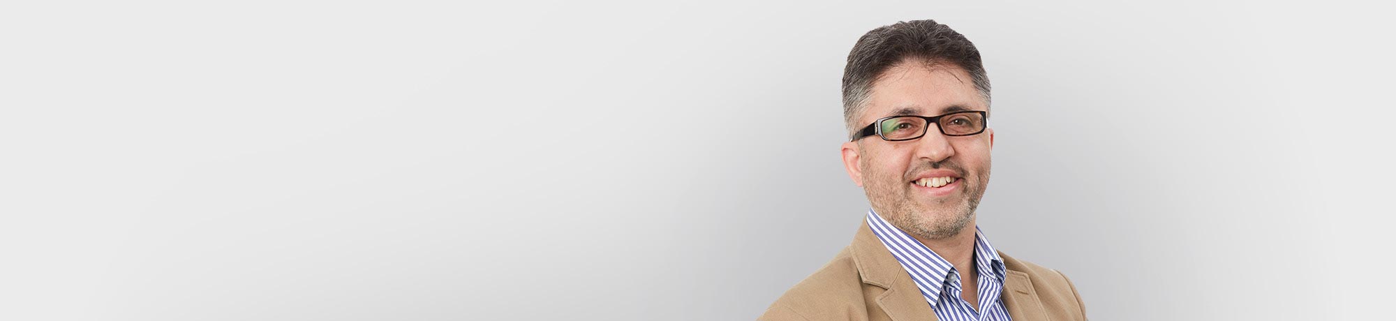 Mr Farooq Khan Consultant Urological Surgeon Spire Healthcare Mr Farooq Khan Consultant Urological Surgeon Spire Healthcare