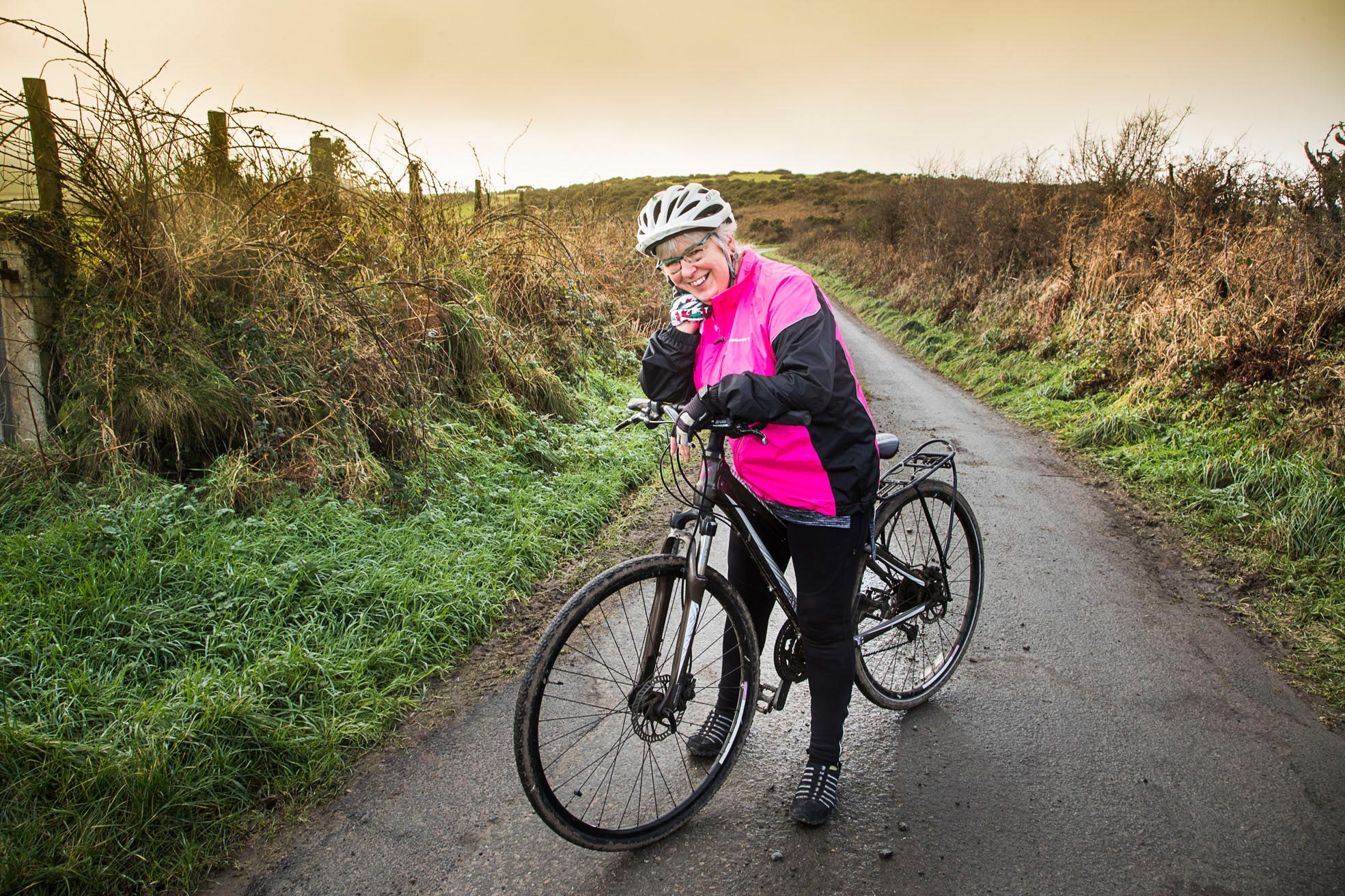 Plucky grandmother gets back on the saddle after hip replacement - and raises £20,000 for charity
