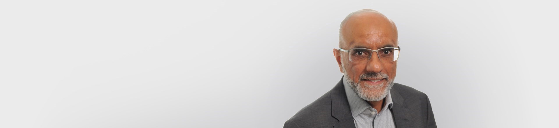 Dr Shamil Yusuf