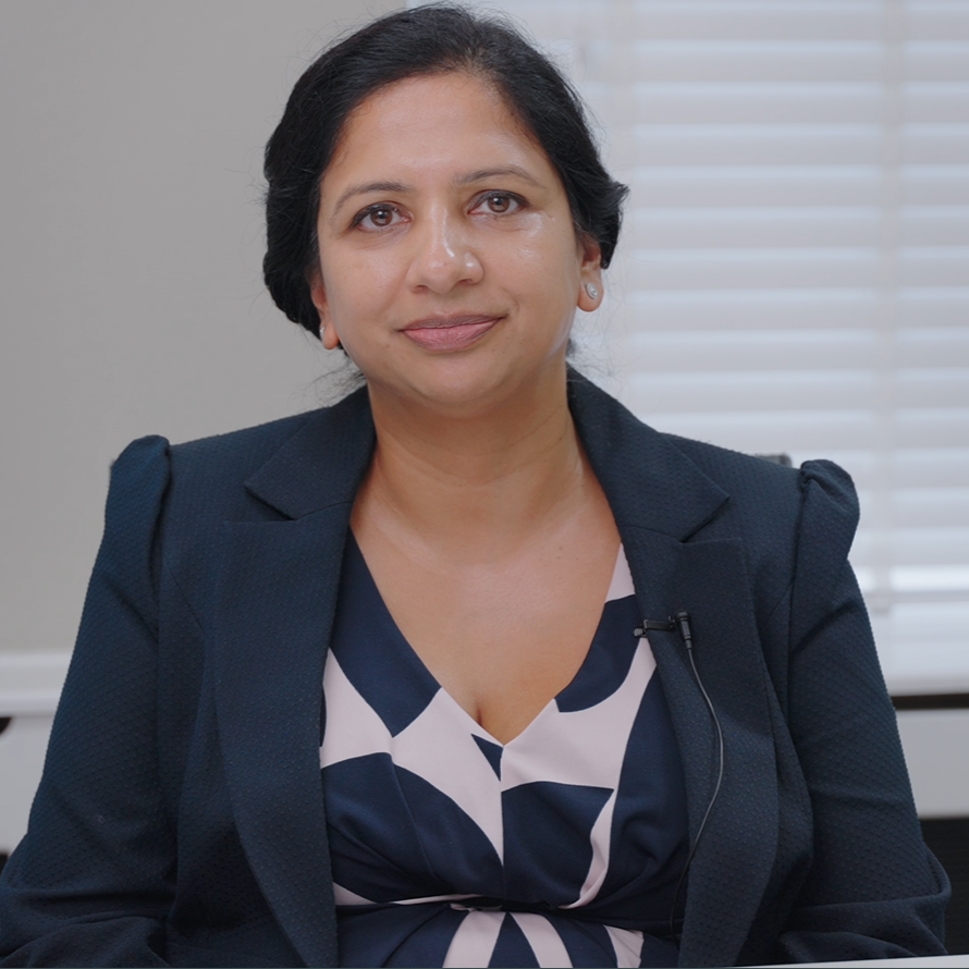 Consultant Orthopaedic Surgeon Seema Prasad at Spire Healthcare