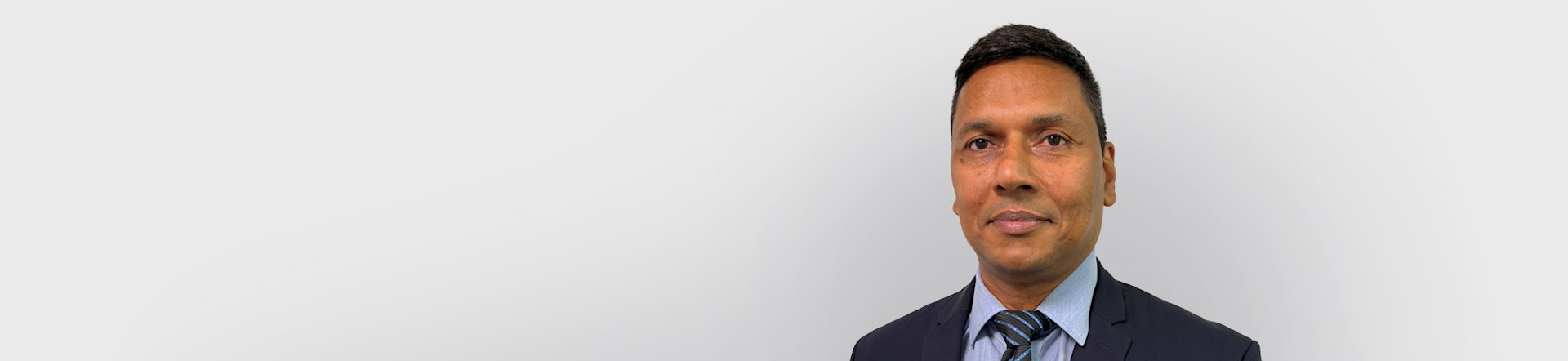 Dr Johnson Philippananthan