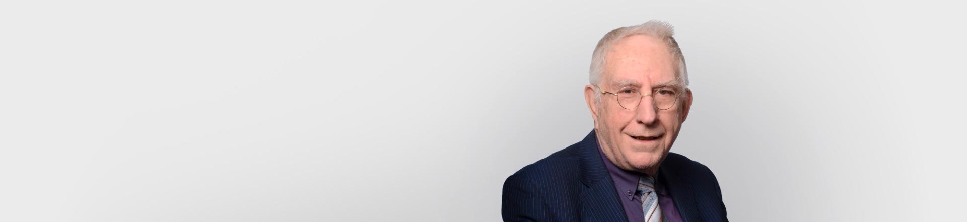 Dr Michael Bending